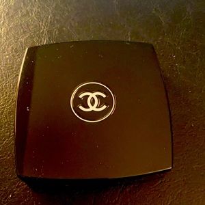 Chanel Les 4 Ombres eye shadow